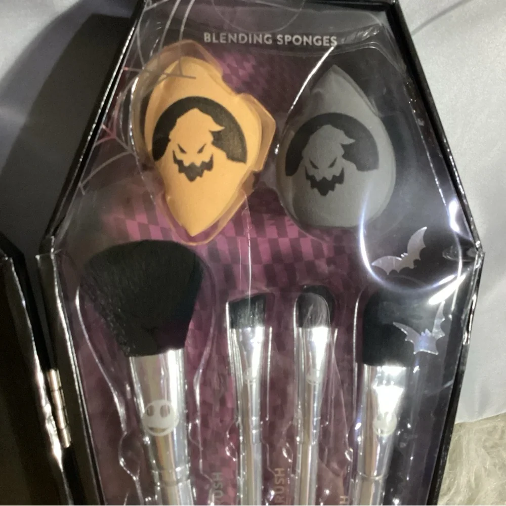 Disney Tim Burton’s Nightmare Before Christmas Blending Set w/ Coffin Keep Box